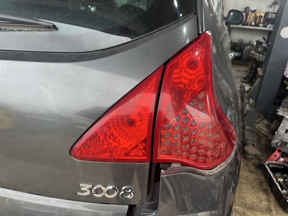 Десни стопове за Пежо 3008 до 2013г.!