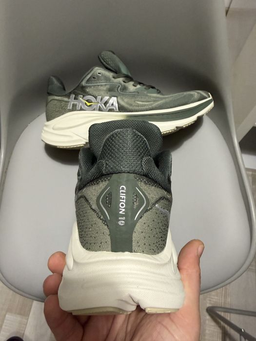 Adidasi 42,44 Hoka Clifton 10
