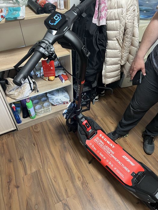 Електрическа тротинетка segway zt3 pro