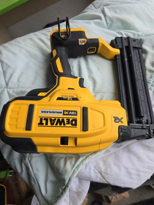 Pistol cuie finisaj dewalt 660 si 680
