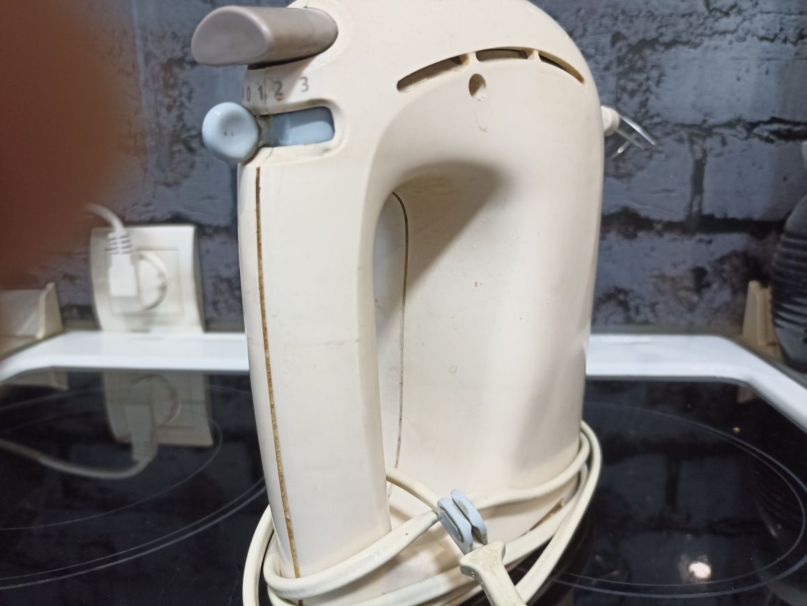 Блендер бытовой  Philips