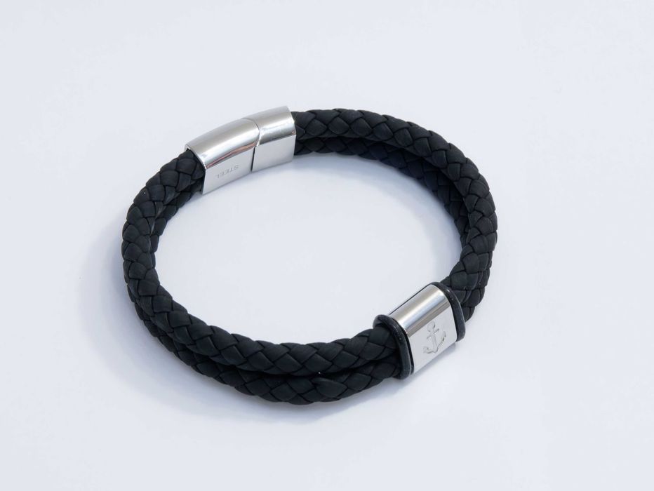 Мъжки бутикови гривни – стил, класа и характер