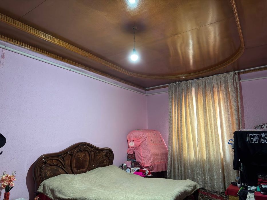 ДОРМОНДА ховли сотилади янги хает кучасида 24 автобус охир. 35.000