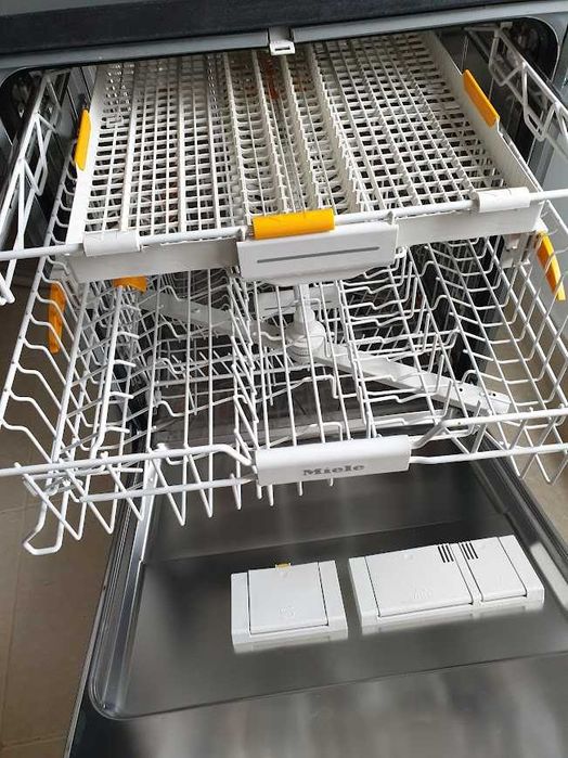 Miele - Auto Open - QuickPowerWash - Съдомиялна - Пълно Вграждане 60см