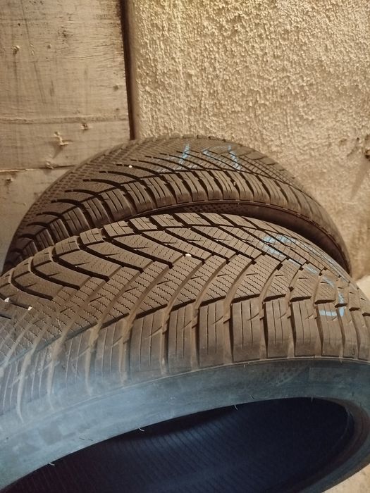 Vând anvelope stare foarte bună!