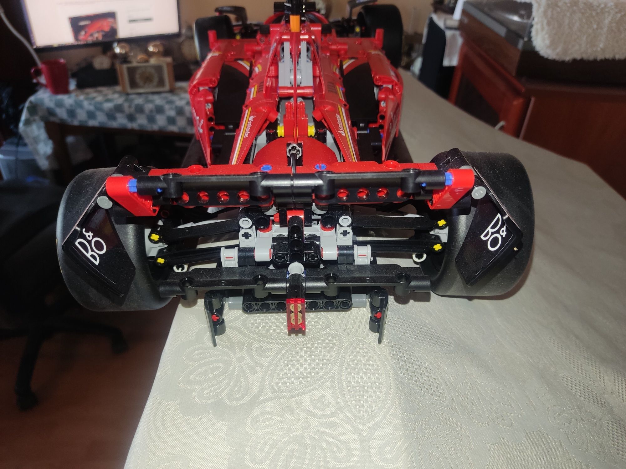 LEGO 42207 Ferrari SF-24 F1