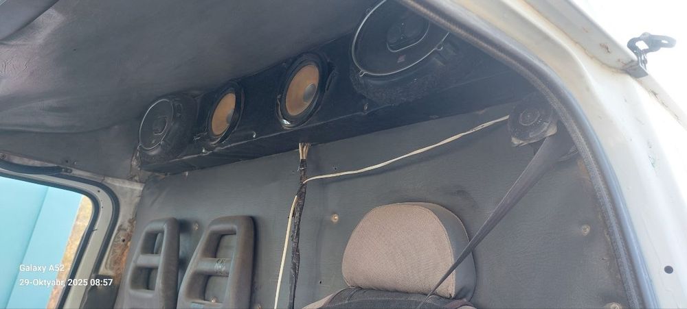 Mashina sotiladi holati zoʻr moshina