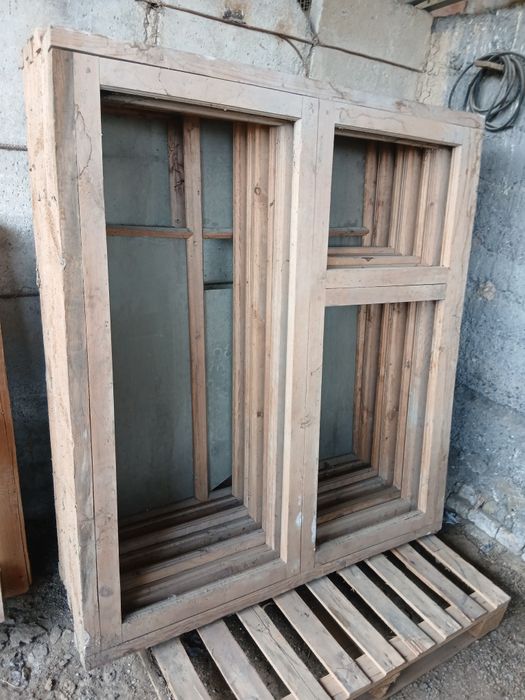 Оконный рама косягом