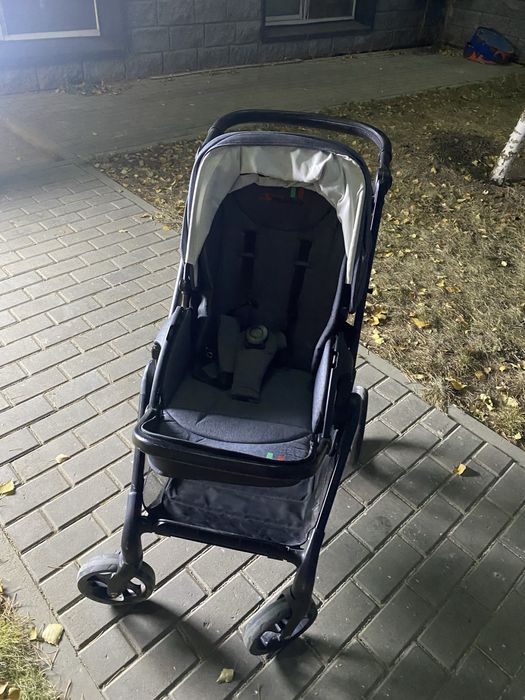 Продам коляску за 20