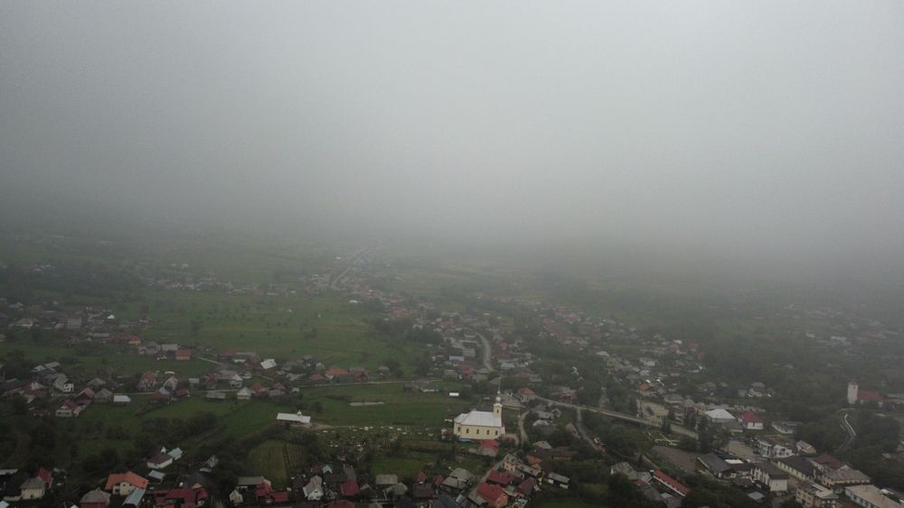 Dronă dji mini 2