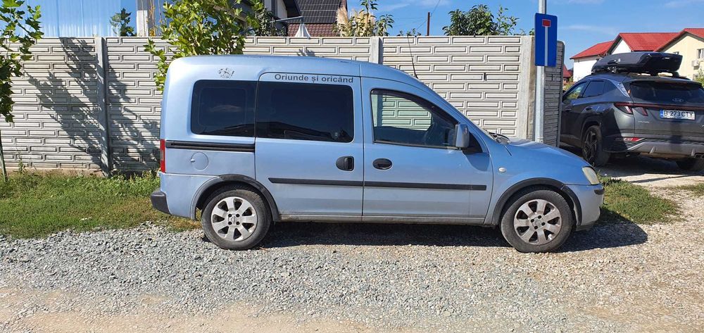 Vand Opel Combo 2004