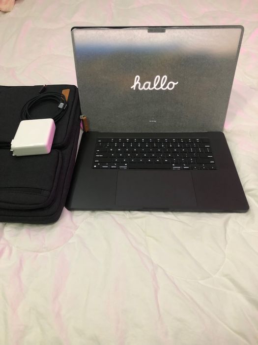 16" MacBook Pro Apple M3 Pro chip 12coreCPU18core GPU, 36GB, 512GB SSD