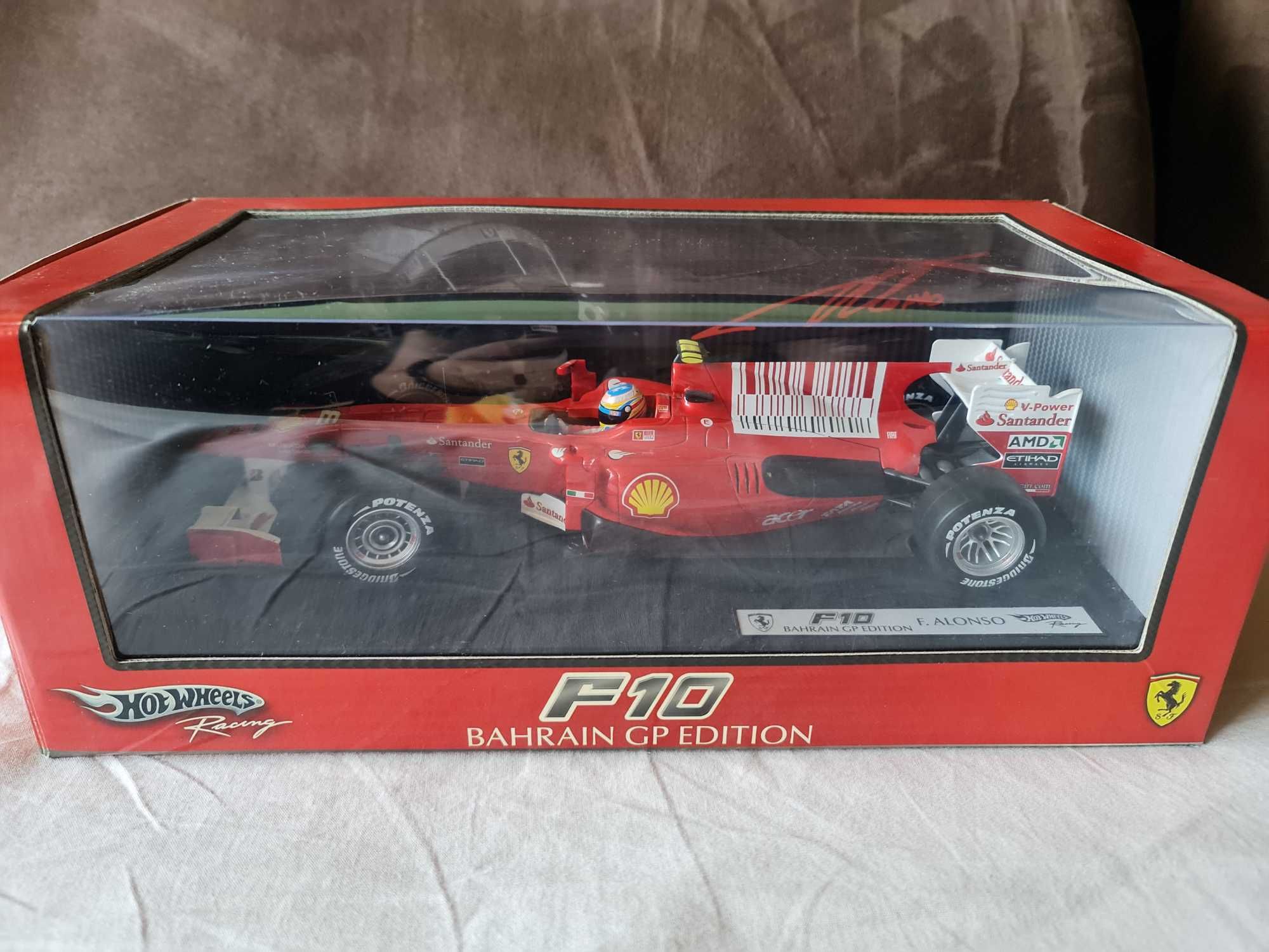 Ферари F10 Алонсо 1:18