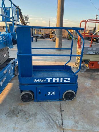 Platforma foarfeca UPRIGHT Nacela electrică tip upright tm 12 H6M