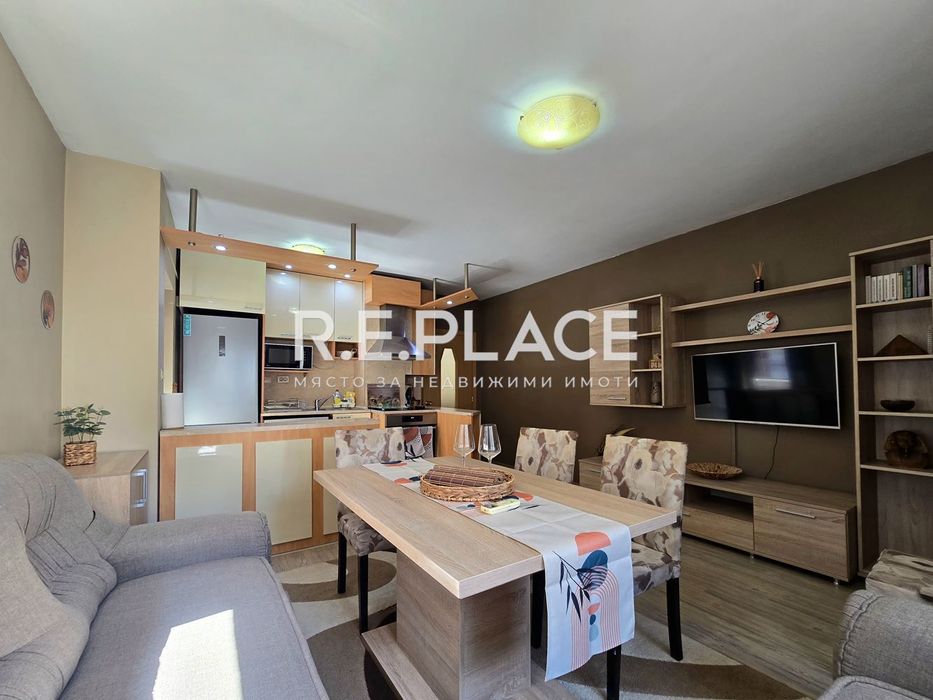 Дава се под наем Двустаен апартамент в Варна, Център - 60 кв.м за 613 € - Снимка #1