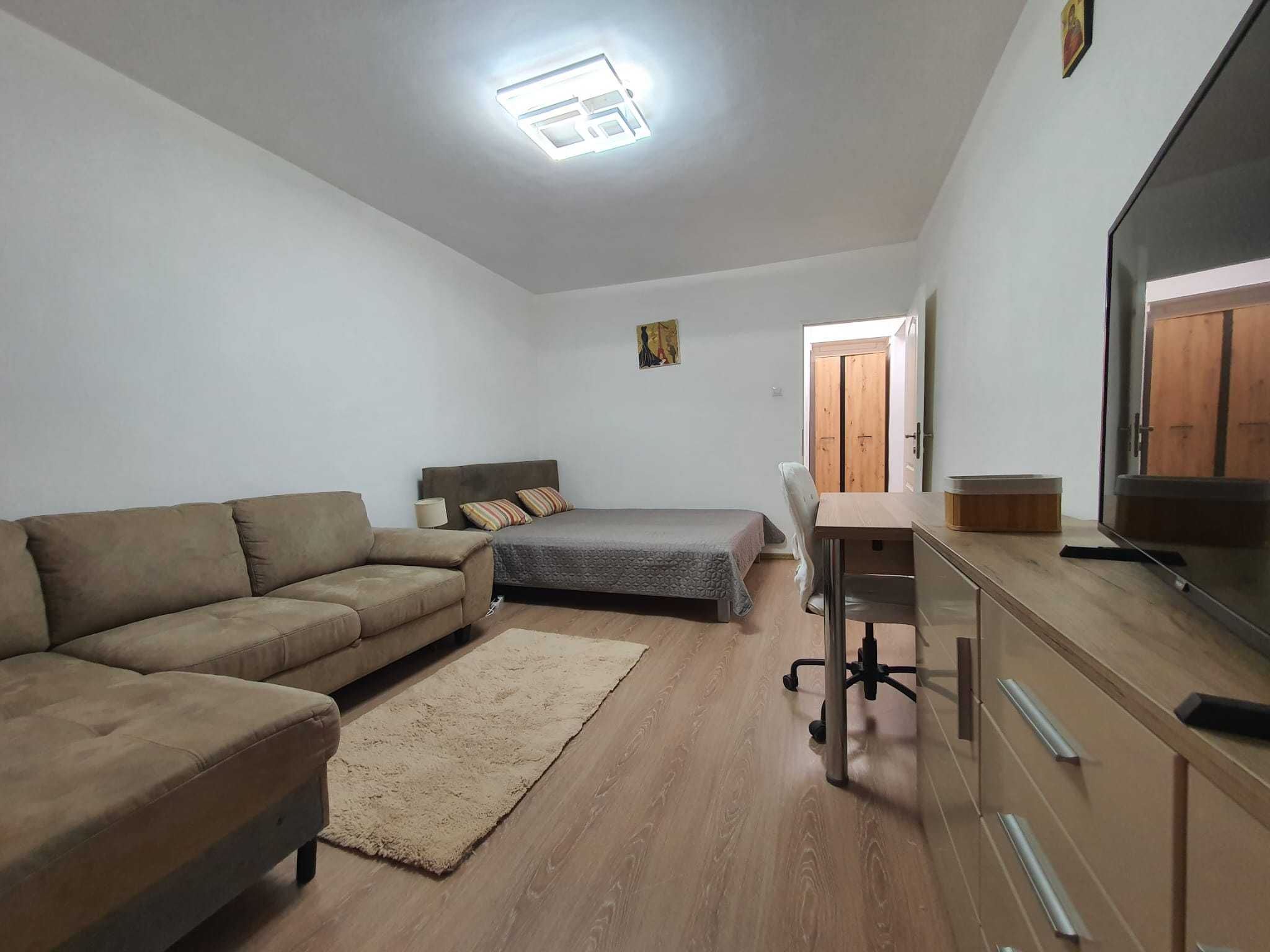 Garsonieră spațioasă, perfectă pentru un tanar  sau pentru un cuplu