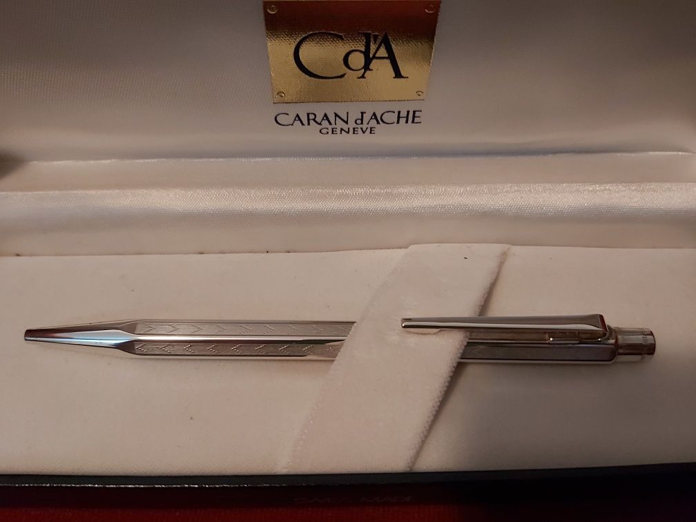 Pix Caran d'Ache 

Swiss made