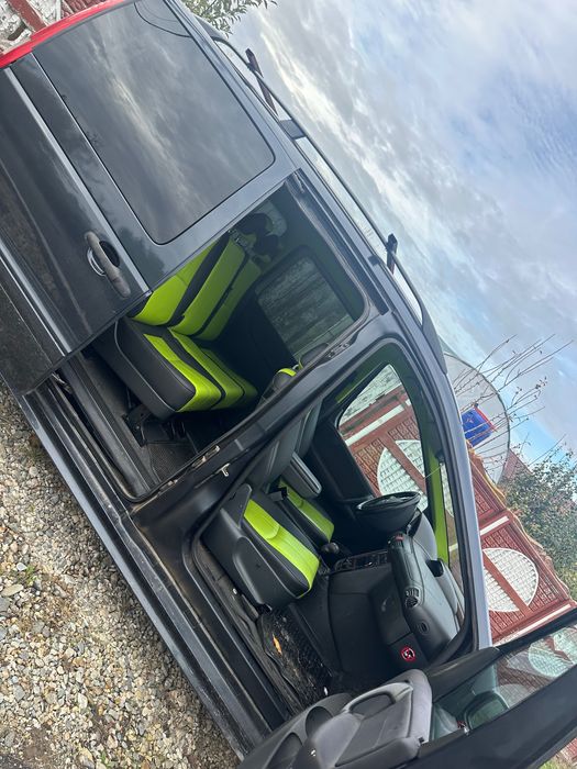 Mercedes  benz vaneo