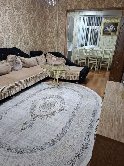 Продаётся  Своя 2 комнатная  Юнусабад 15 квартал