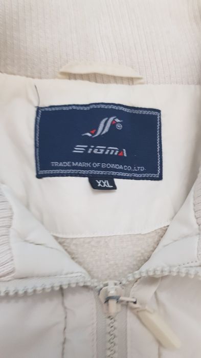 Vand geaca de fete ,marimea xxl, alba.