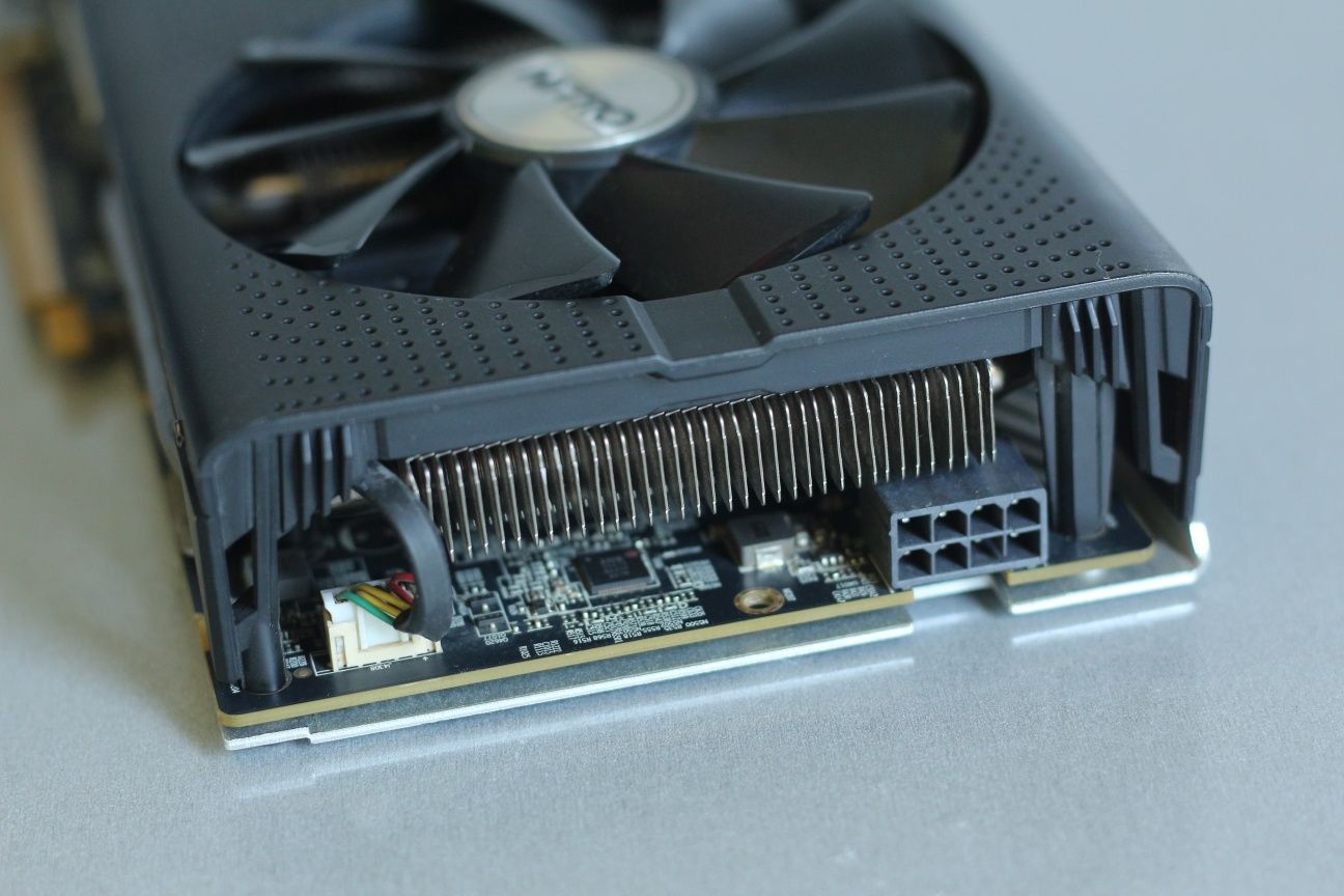 AMD Radeon RX 470 Sapphire