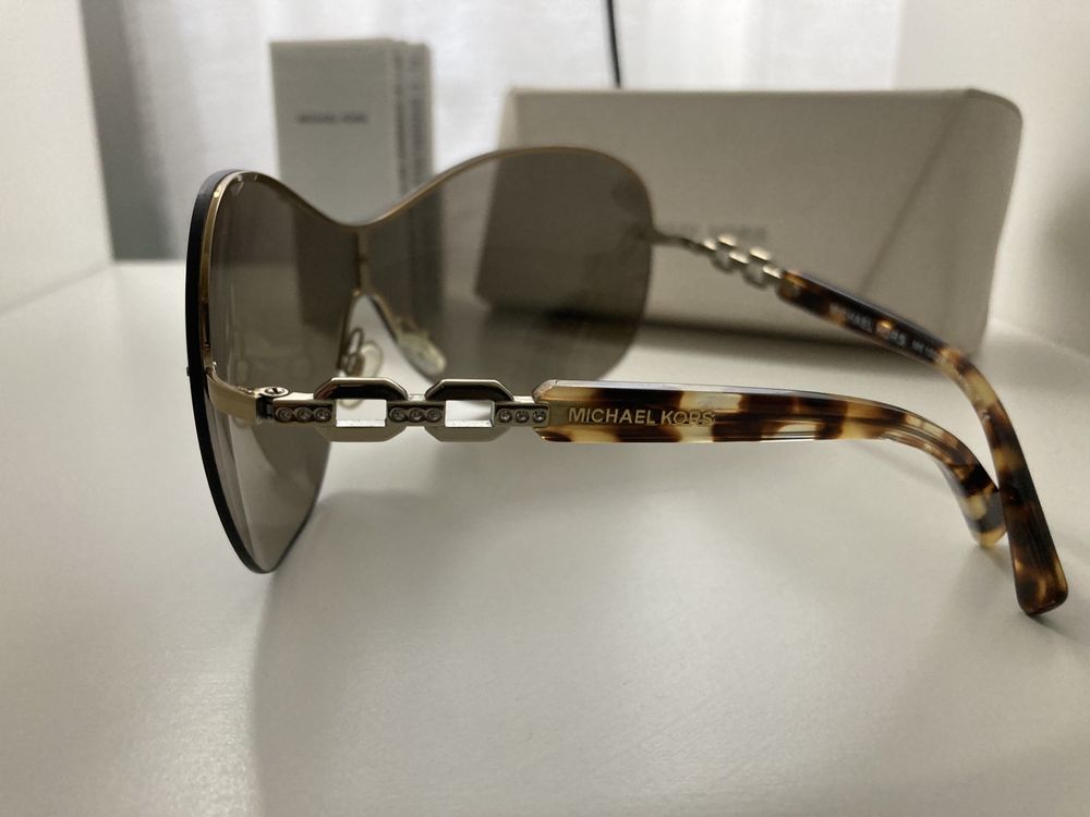 Очила на Michael Kors