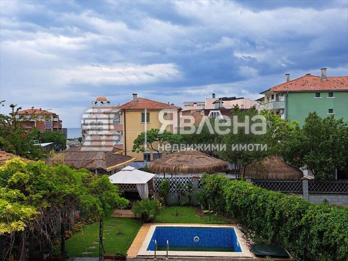 Продава се Етаж от къща в с. Равда, Област Бургас - 160 кв.м за 725 €/кв.м - Снимка #4