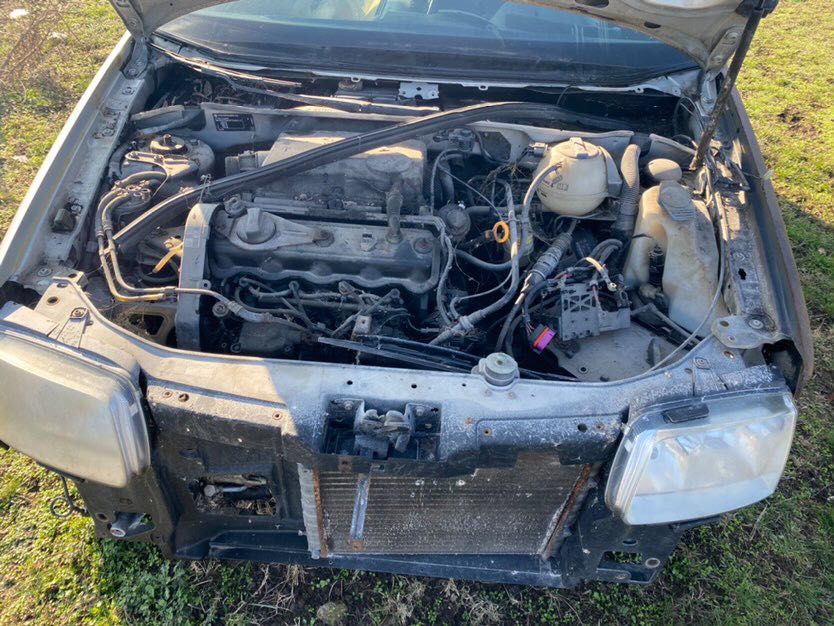 Продавам Vw Polo 1994-2001 на части