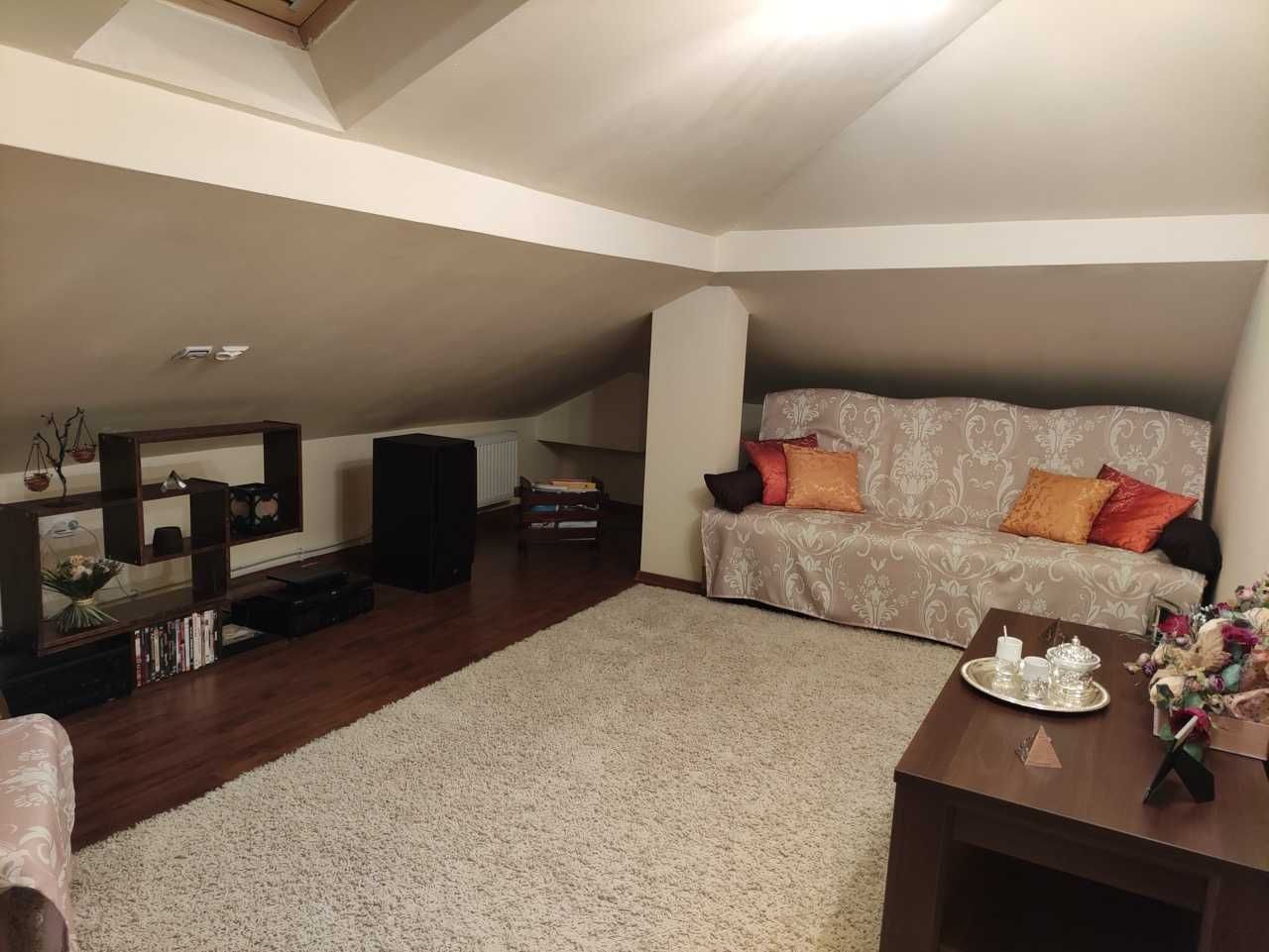Apartament 3 camere decomandate, 80 mp, Zamca, zona casa de pensii
