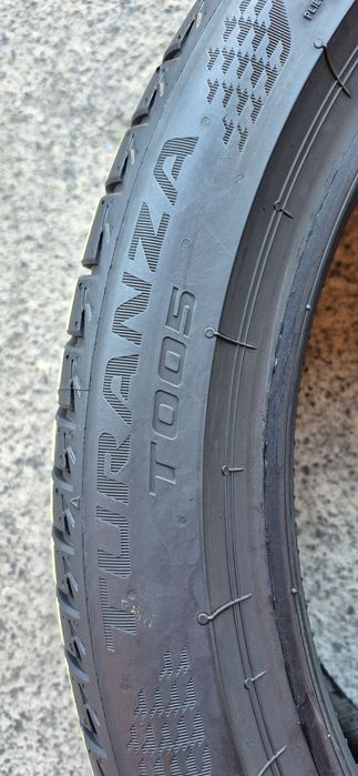 4 anvelope vara Bridgestone 245/40/19,dot 2024.Pretul este pe bucata.