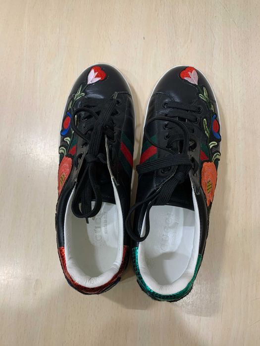 Pantofi Sport/Sneakers deosebiti cu broderie aplicata  39