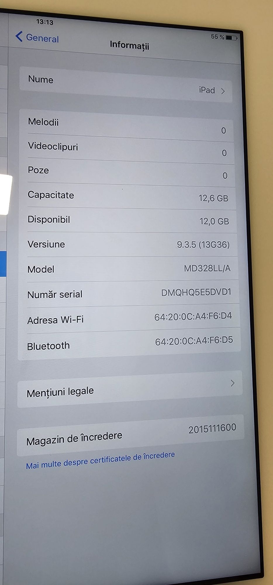 Apple iPad generatia a 3a, model A1416, 16GB + husa