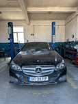 Mercedes-Benz E Mercedes-Benz E-Class 220 CDI AVANTGARDE