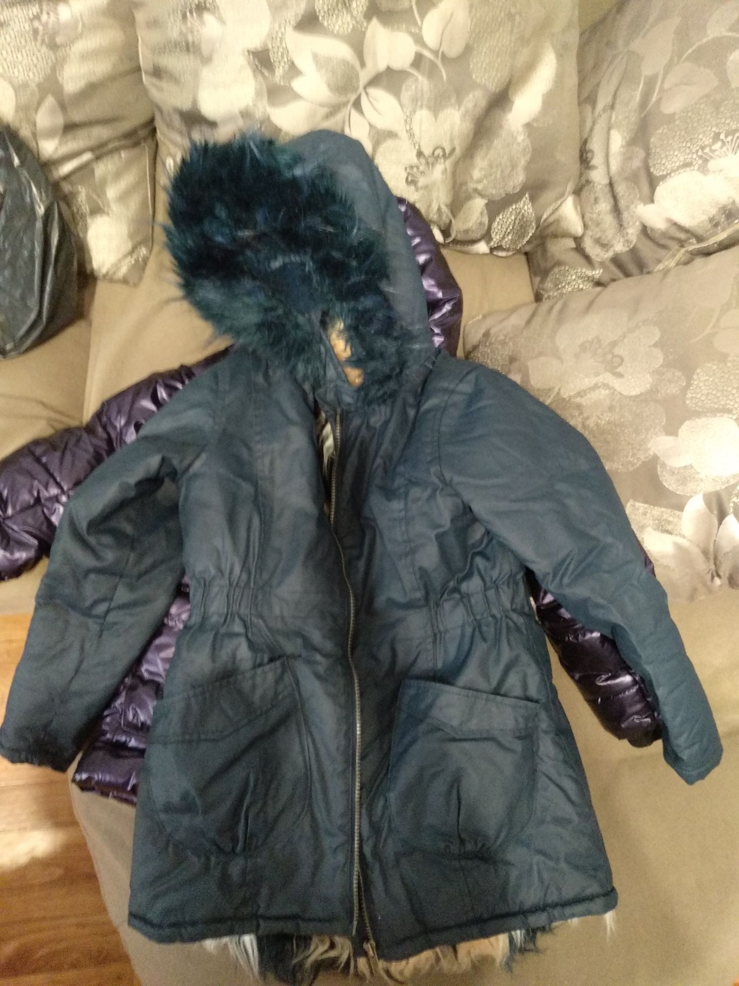 Детская зимняя куртка 6-8 лет