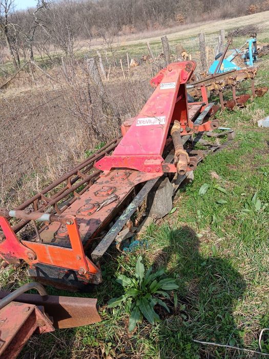 Vând Grapă rotativa 3 m preț fix