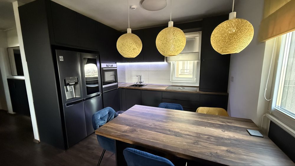 2 cam, 2 bai, terase 35 mp, parcare subterana, mobilat, British School