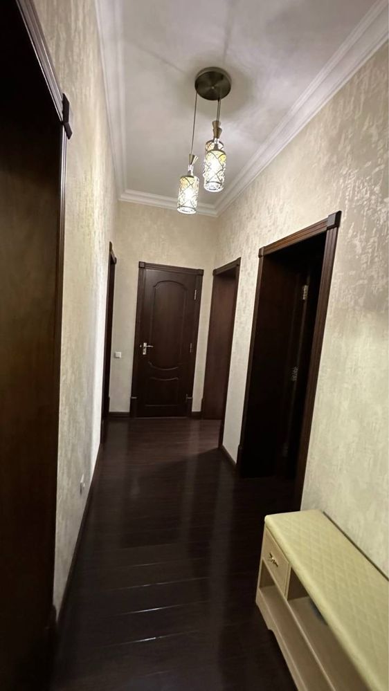 Продам свою квартиру на 1 этаже 3/1/3 в центре Шота Руставели Дорого