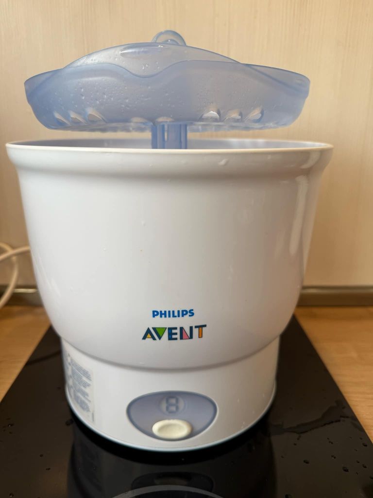 Стерилизатор за бебешки шишета Philips AVENT.