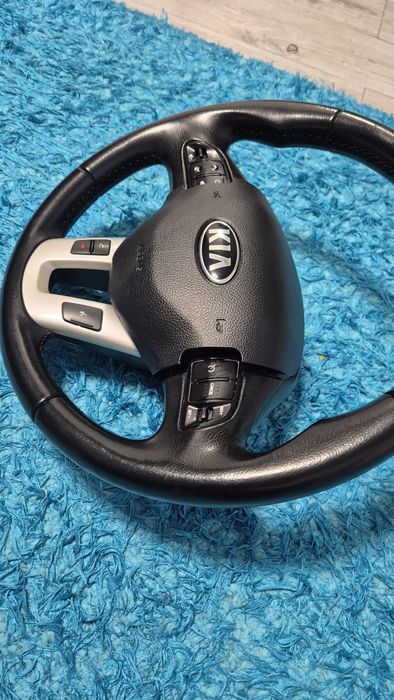 Volan cu airbeg si comenzi