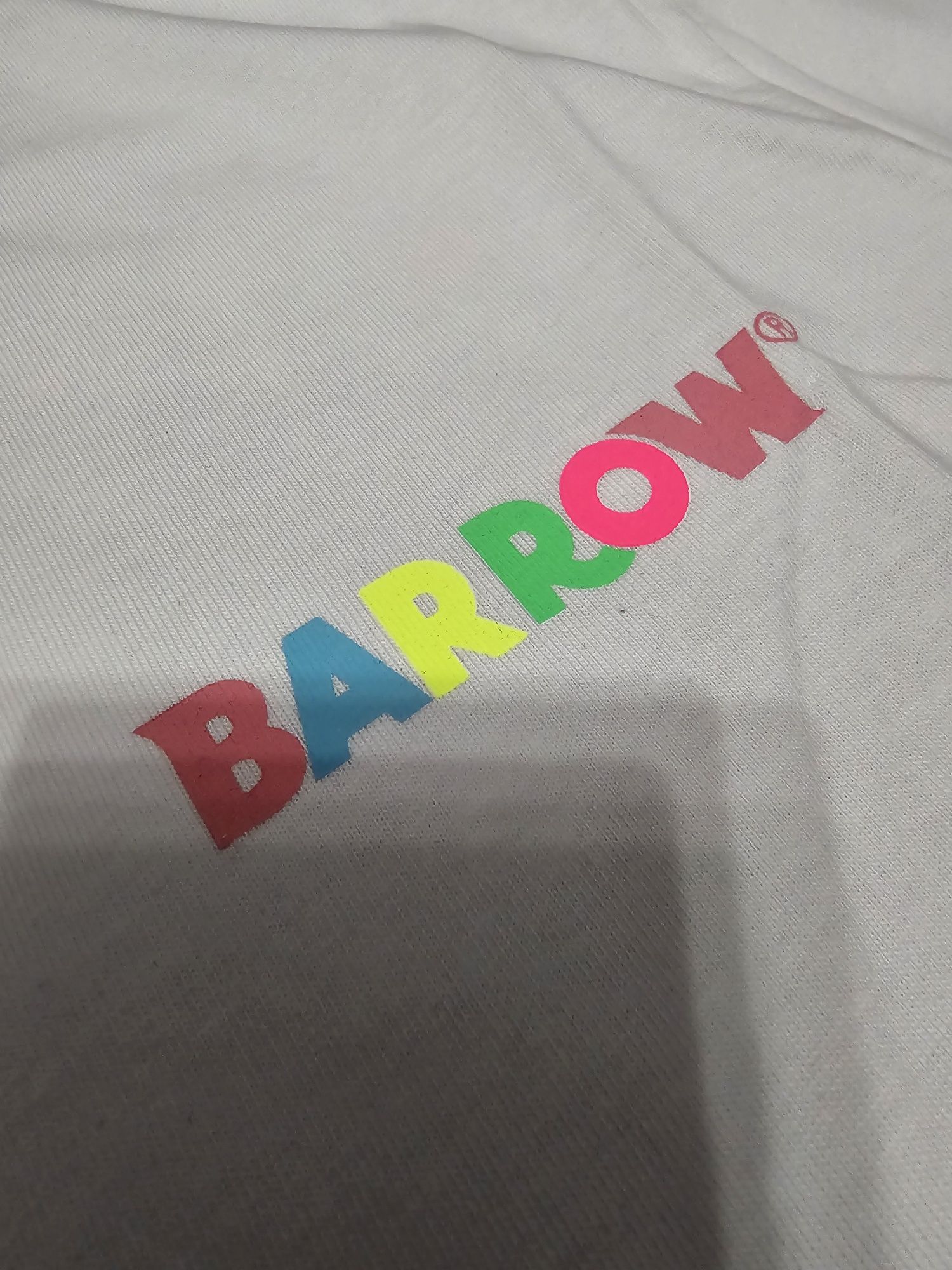 Tricou     Barrow