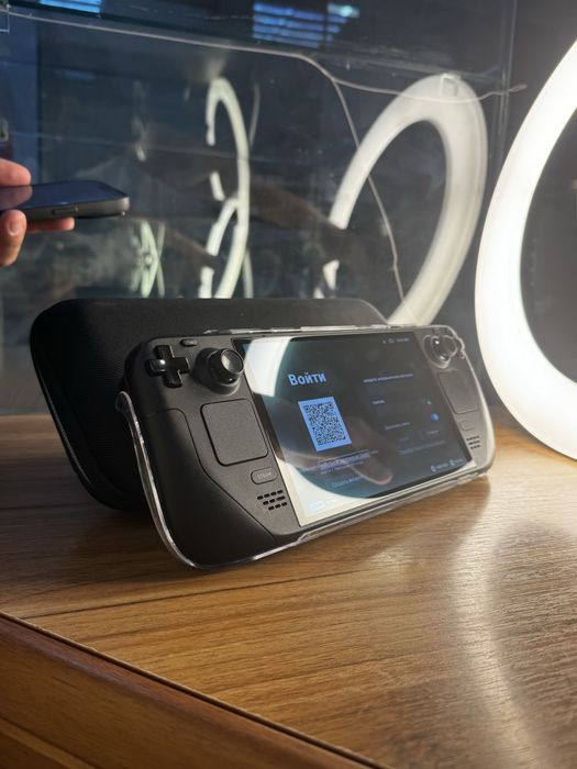 Игровая приставка Steam deck