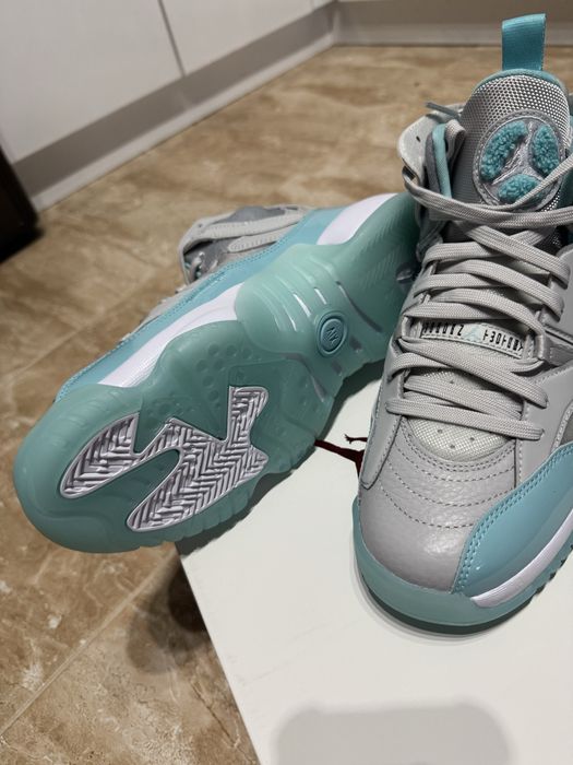 NIKE Jordan Wmns Jumpman Two Trey 39 номер