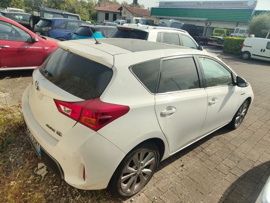 Piese Toyota Auris Hybrid/Benzina/Motorina. 2013-2017