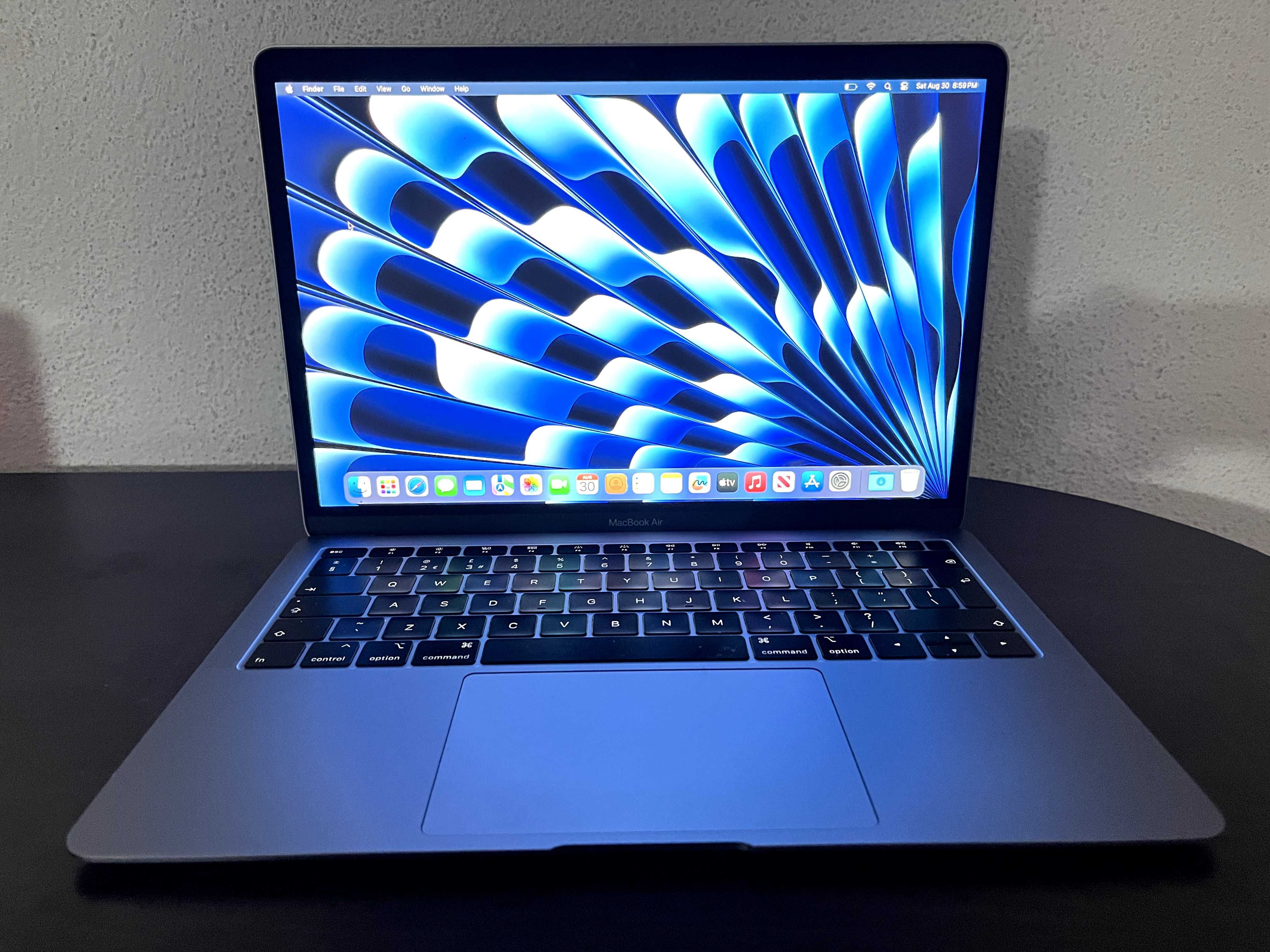 Apple MacBook AIR 13 A1932 i5 3.6Gz 16GB 512GB NVMe Space Gray