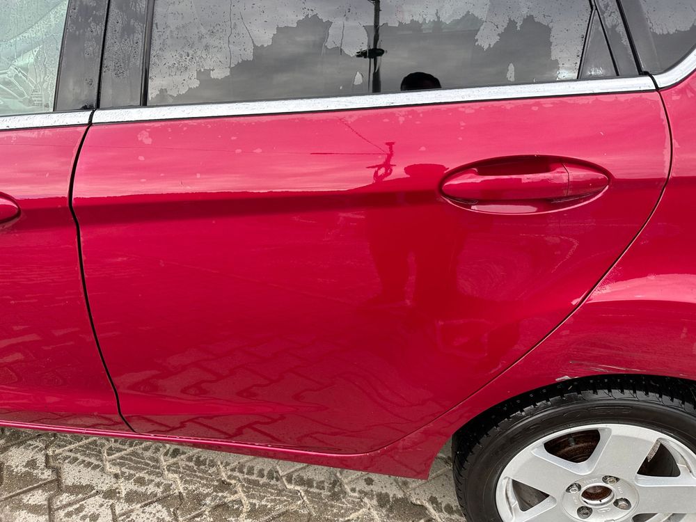Portiera / usa stânga fata / spate Ford Fiesta 2009-2022