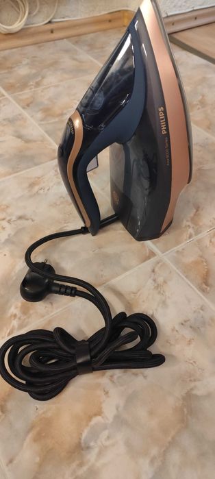 Ютия PHILIPS DST8040/30