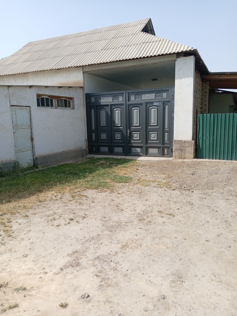 Уй сотилади нархи 55000 $
