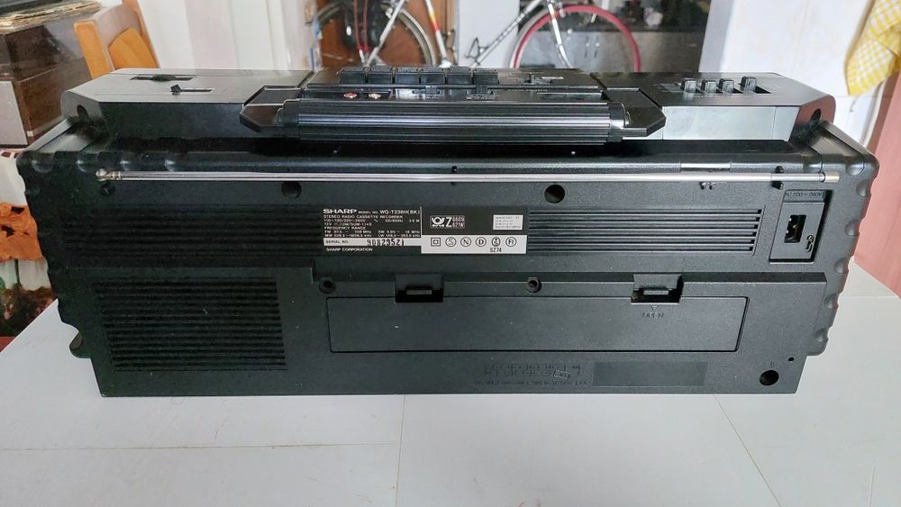 radiocasetofon sharp wq-t238