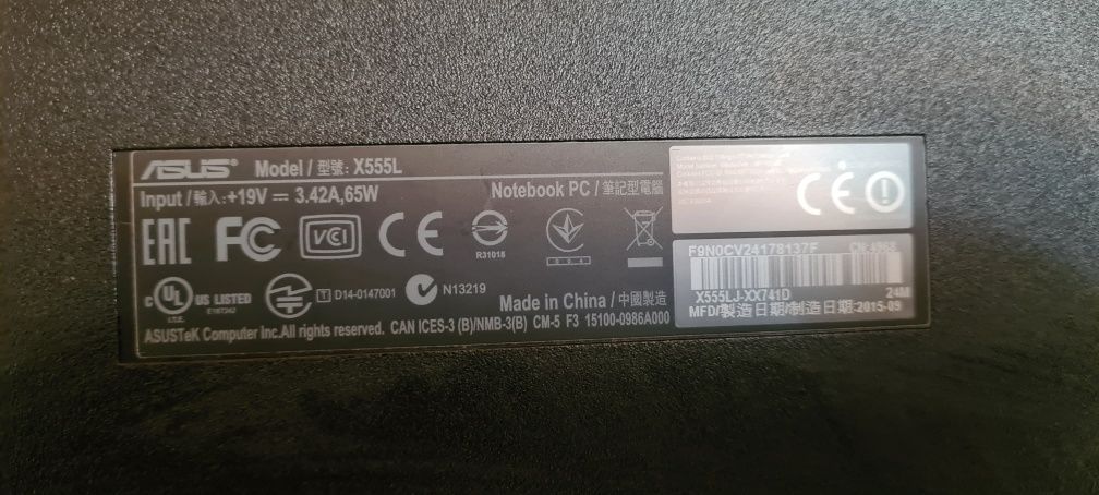 Laptop ASUS X555L video dedicat 2gb LCD 15.6 HD slim
