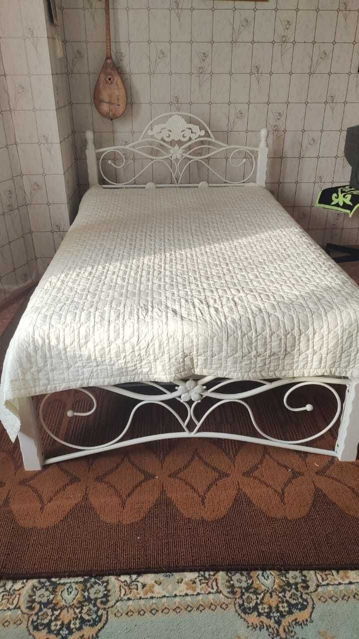 Продам кровать 160*200